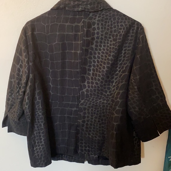 Light Jacket 3/4 Sleeve - Suede Like Material - Picture 6 of 6